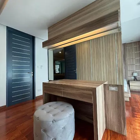 Vivi Avenue Thonglor 曼谷 Exterior photo
